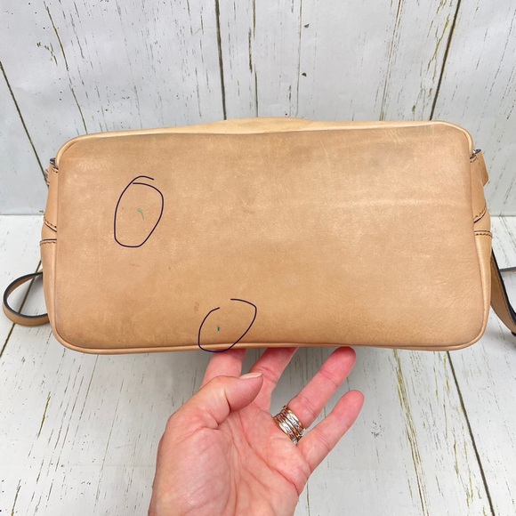 Pikolinos‎ Two-Tone Salinas Leather Backpack - Picture 9 of 16